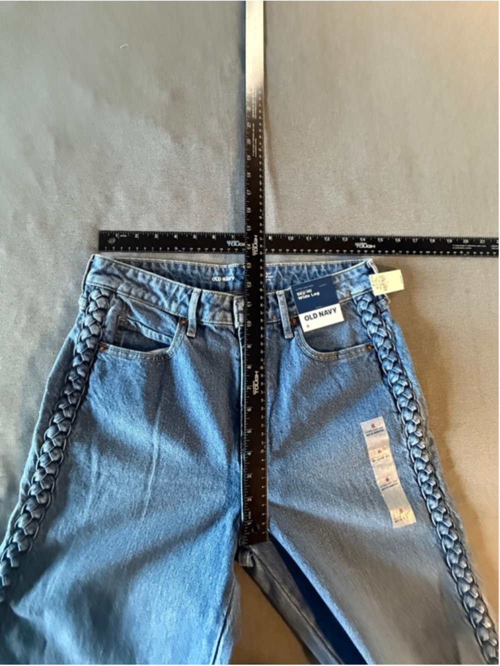 NWTs Old Navy High-Waisted Sky-Hi Wide-Leg jeans braided side seams size 6 - Picture 7 of 9